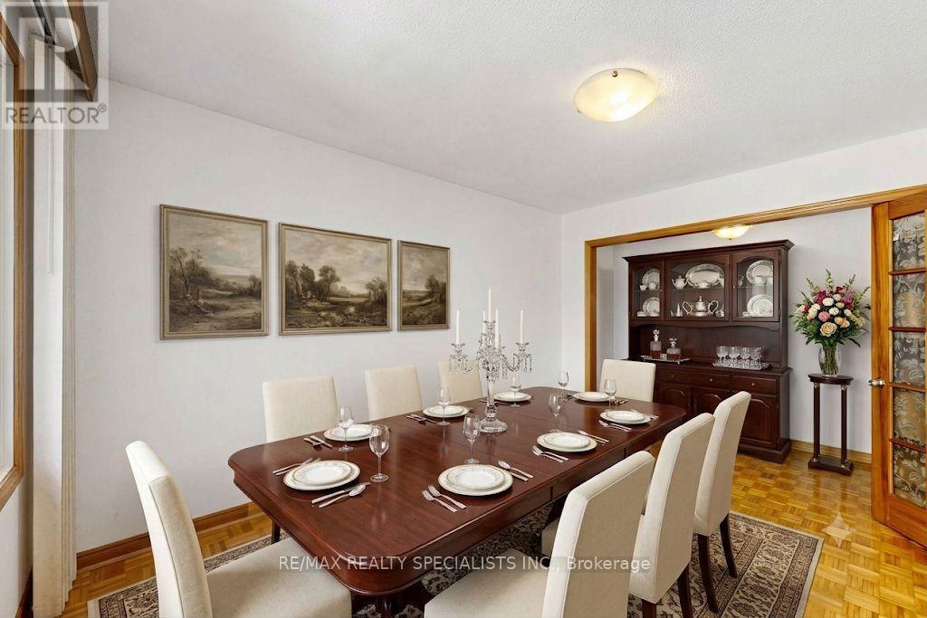 776 Savoy Crescent, Mississauga, Ontario  L5R 3C3 - Photo 11 - W13719270