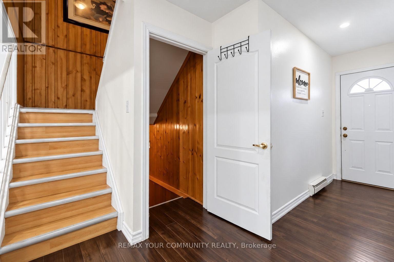 11 Grantbrook Court, Brampton, Ontario  L6S 2K8 - Photo 11 - W13802754