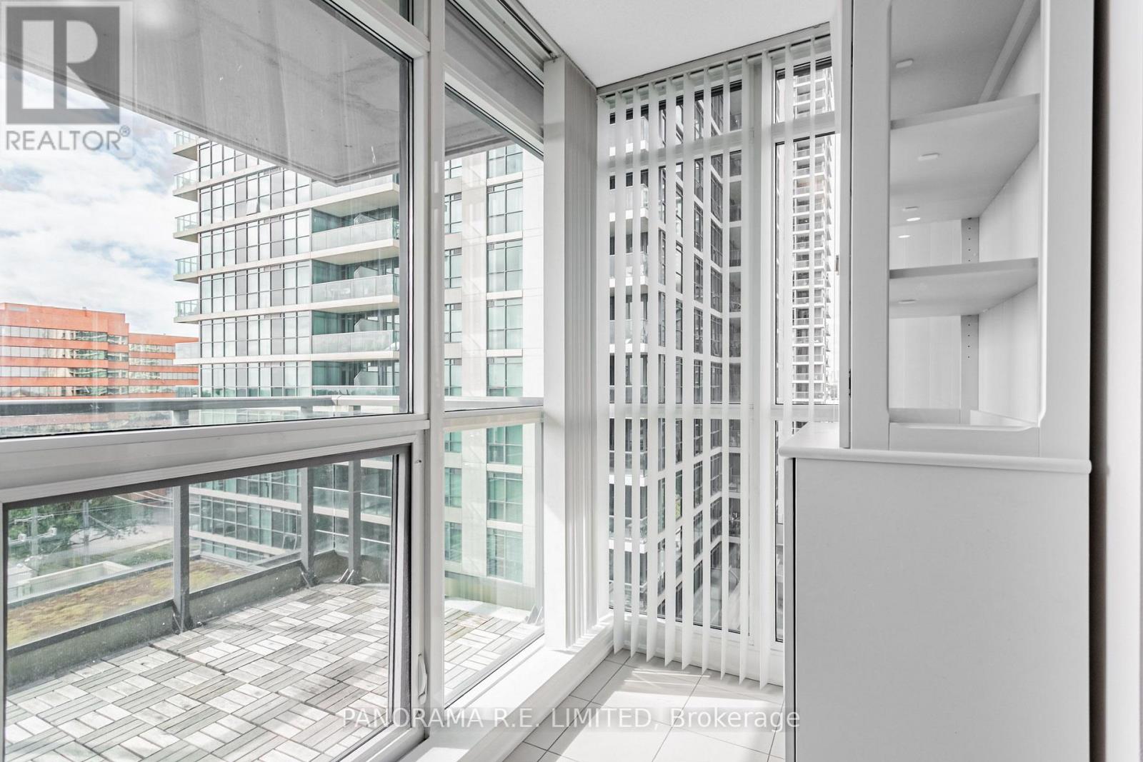 810 - 205 Sherway Gardens Road, Toronto, Ontario  M9C 0A5 - Photo 11 - W13806230