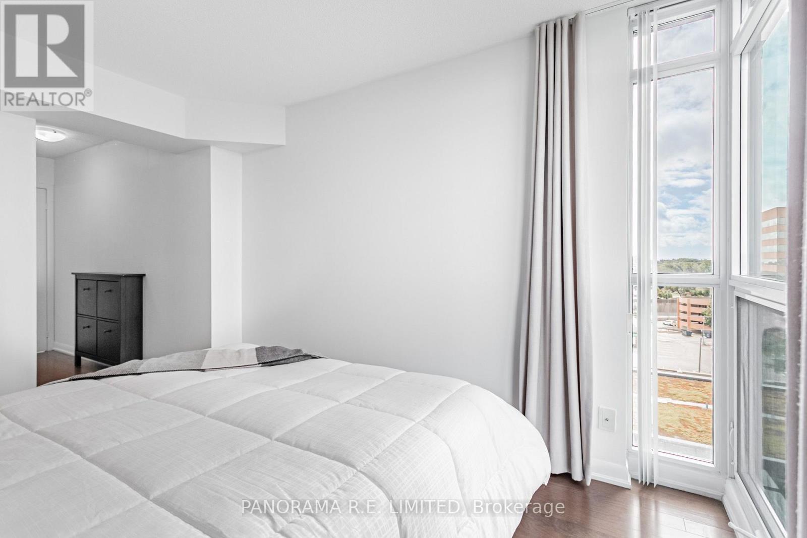 810 - 205 Sherway Gardens Road, Toronto, Ontario  M9C 0A5 - Photo 13 - W13806230