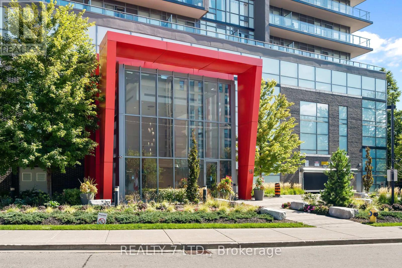 627 - 15 James Finlay Way, Toronto, Ontario  M3M 0B3 - Photo 3 - W13806246