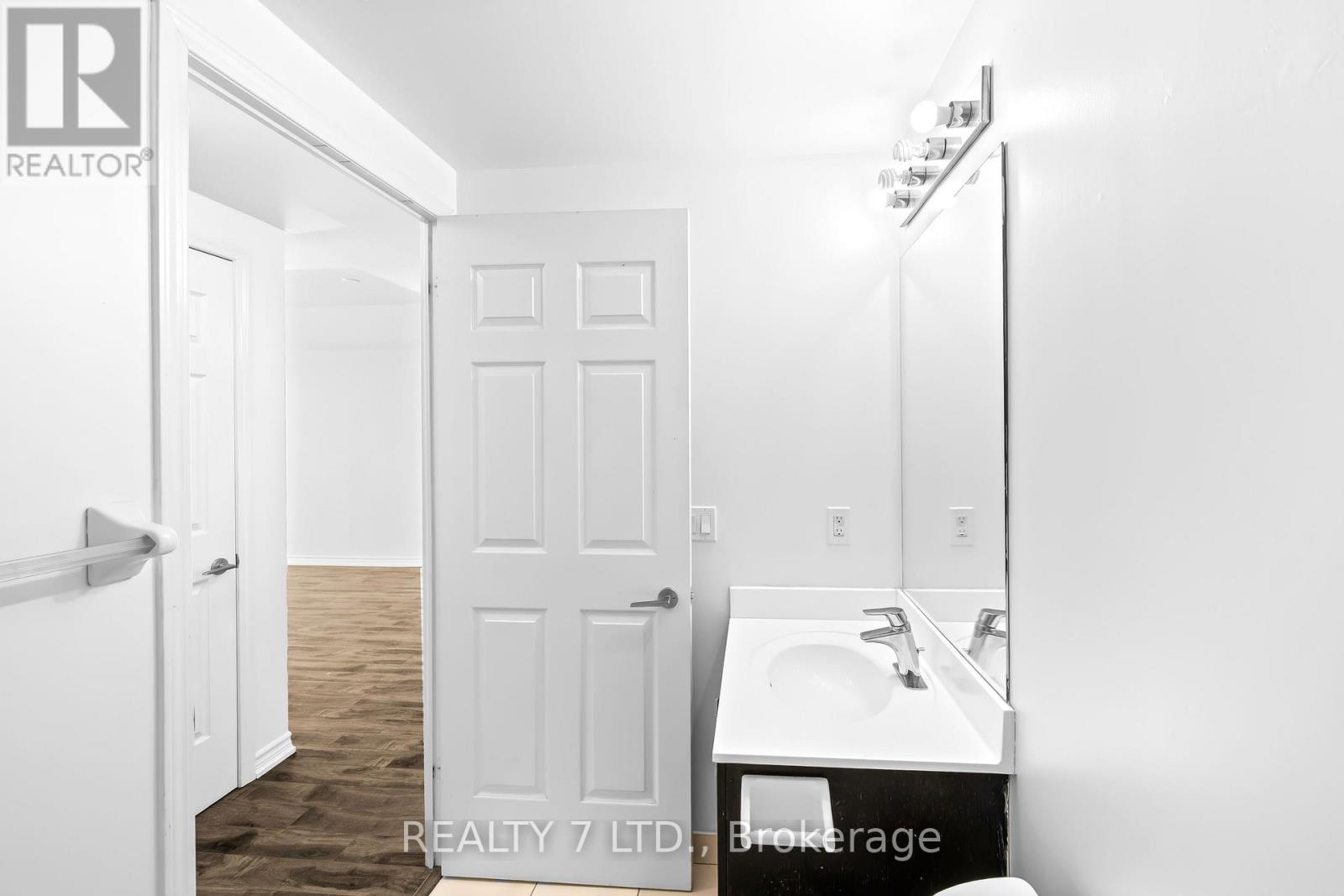 627 - 15 James Finlay Way, Toronto, Ontario  M3M 0B3 - Photo 36 - W13806246
