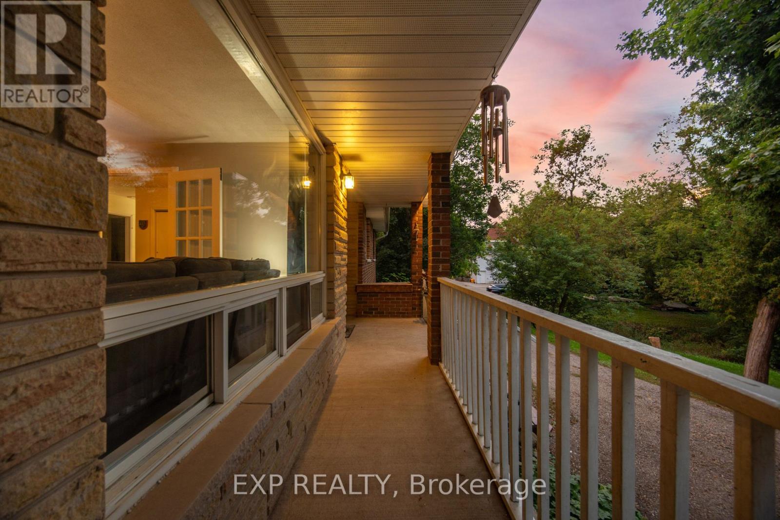 14367 Trafalgar Road N, Halton Hills, Ontario  N0B 1H0 - Photo 3 - W13806258