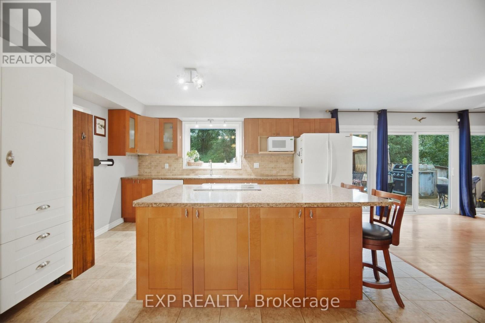 14367 Trafalgar Road N, Halton Hills, Ontario  N0B 1H0 - Photo 8 - W13806258