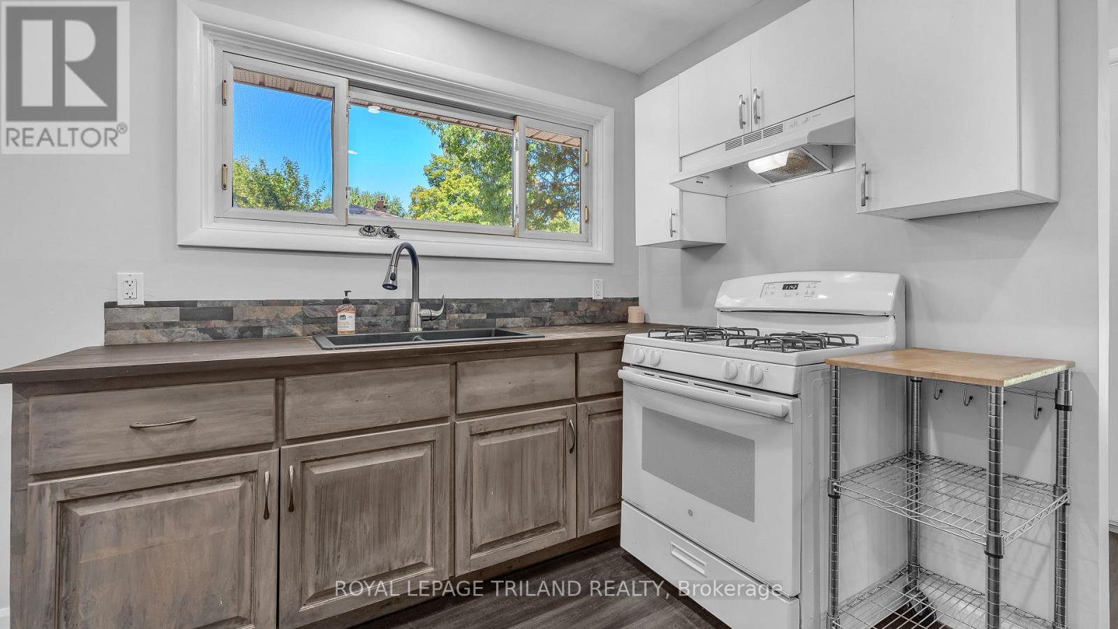 93 Manitoulin Drive, London East, Ontario  N5W 1M5 - Photo 6 - X13806064
