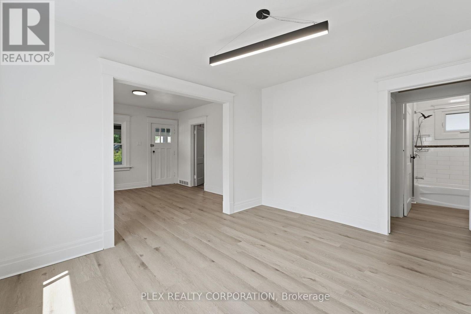 102 Beech Street, St. Catharines, Ontario  L2R 2B9 - Photo 10 - X13806256