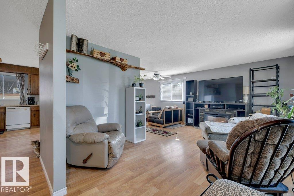 147 Garwood Cr, Wetaskiwin, Alberta  T9A 2X4 - Photo 6 - E4507452