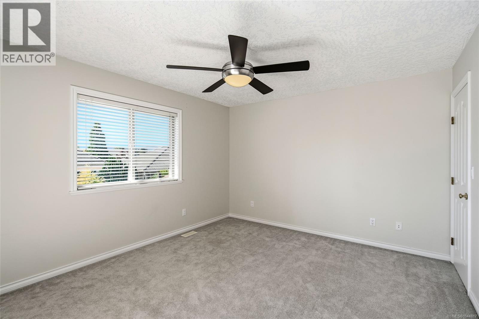For Sale: 1096 Aery View Way, Parksville, ON | 4 Bed, 3 Bath House for $295,000. See 26 photos!