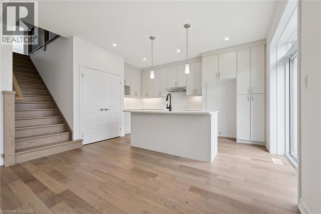 451 Benninger Street, Kitchener, Ontario  N2E 0J8 - Photo 10 - 40856441