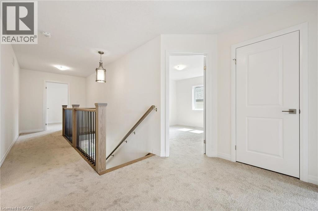 451 Benninger Street, Kitchener, Ontario  N2E 0J8 - Photo 16 - 40856441