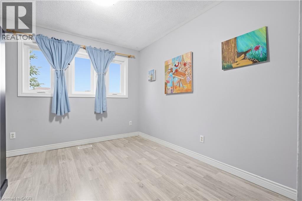 113 Essex Point Drive, Cambridge, Ontario  N1T 1W6 - Photo 16 - 40862959