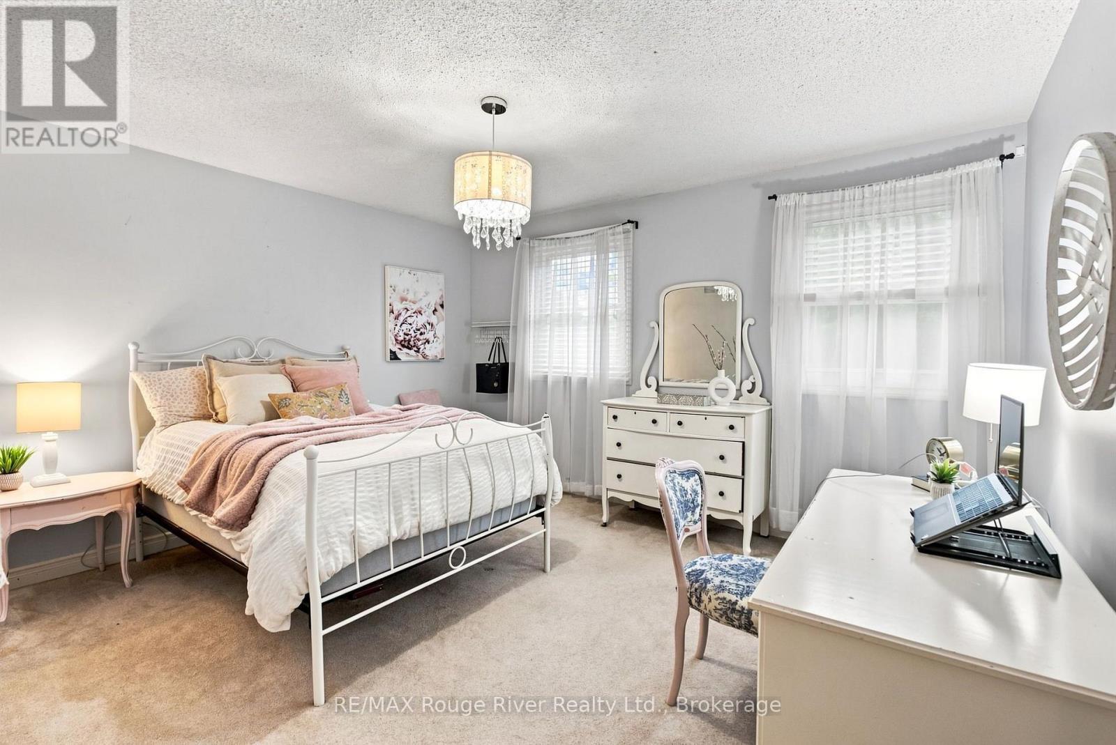 7 Lyndhurst Crescent, Whitby, Ontario  L1R 1E4 - Photo 24 - E13804584