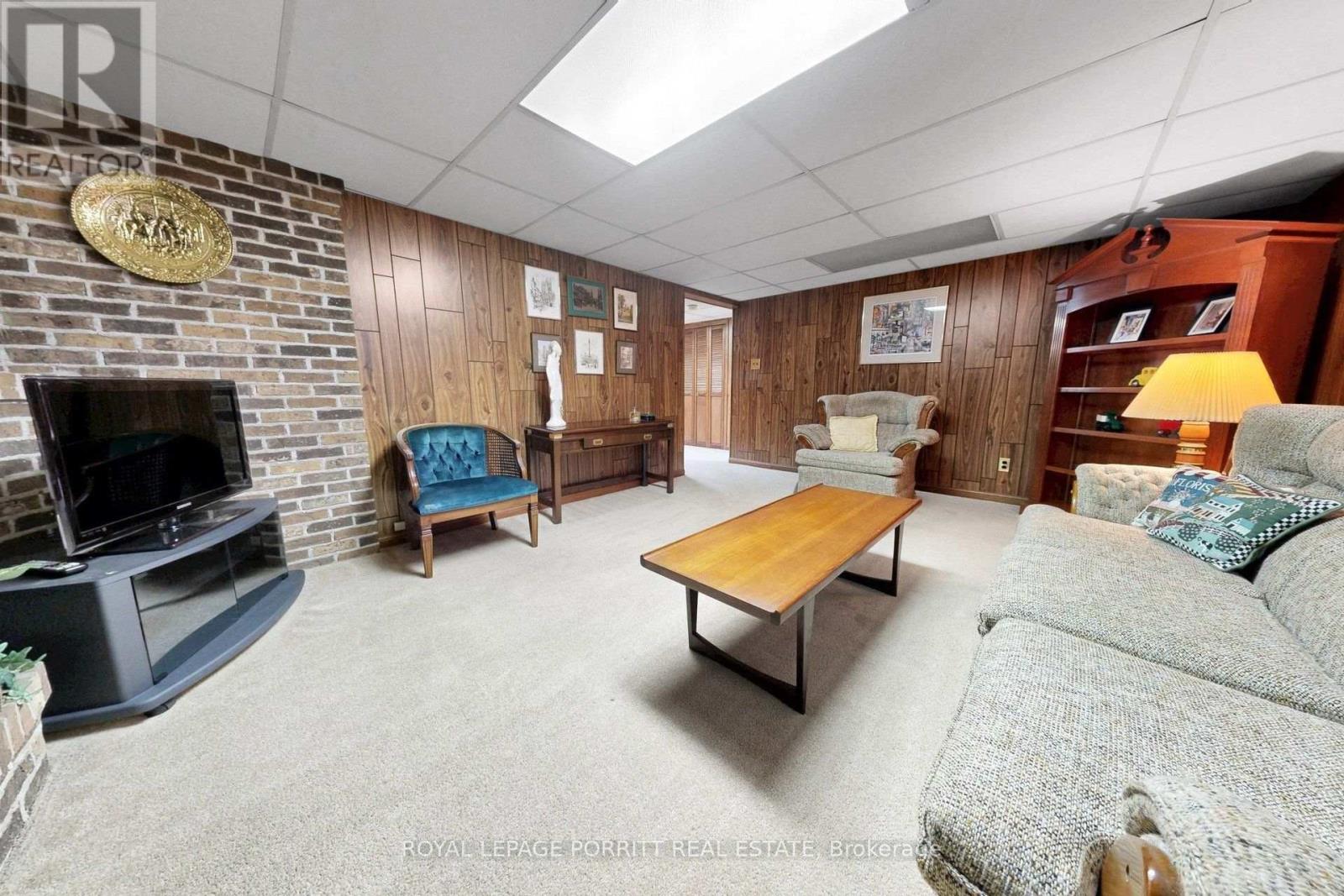 247 Hallmark Avenue, Toronto, Ontario  M8W 4L3 - Photo 22 - W13806298