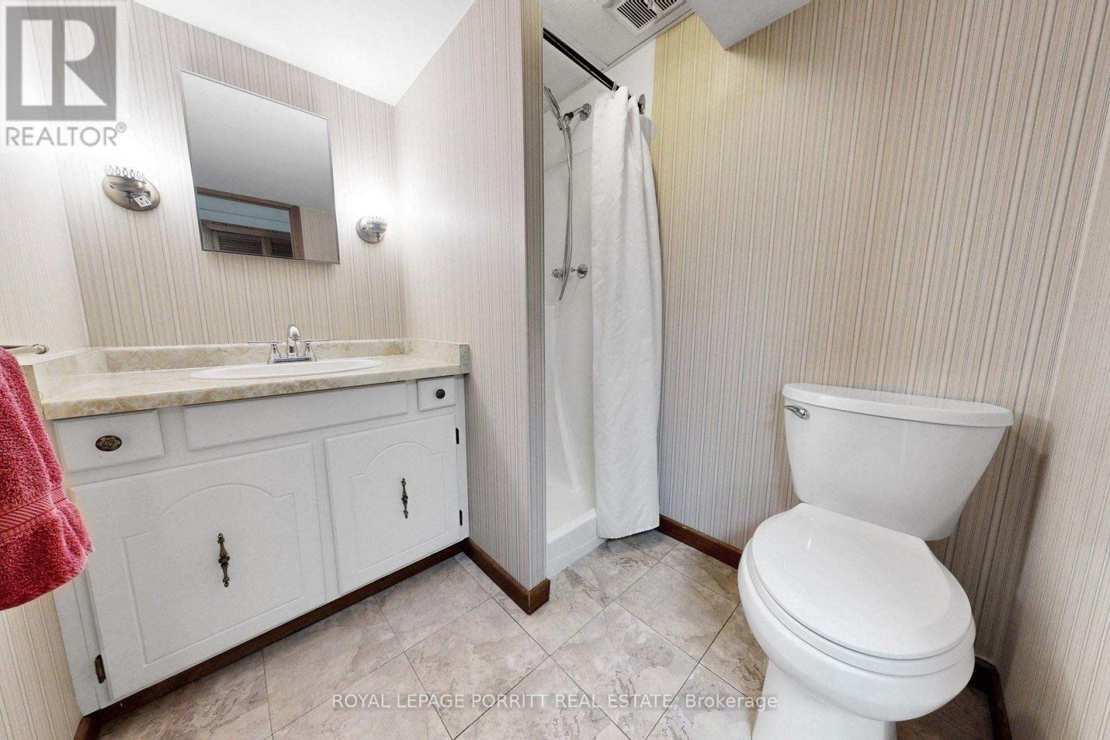 247 Hallmark Avenue, Toronto, Ontario  M8W 4L3 - Photo 24 - W13806298