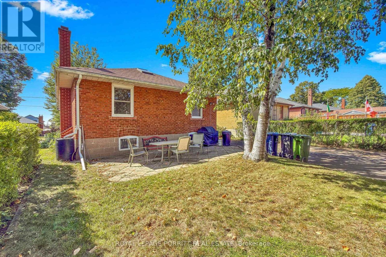 247 Hallmark Avenue, Toronto, Ontario  M8W 4L3 - Photo 28 - W13806298