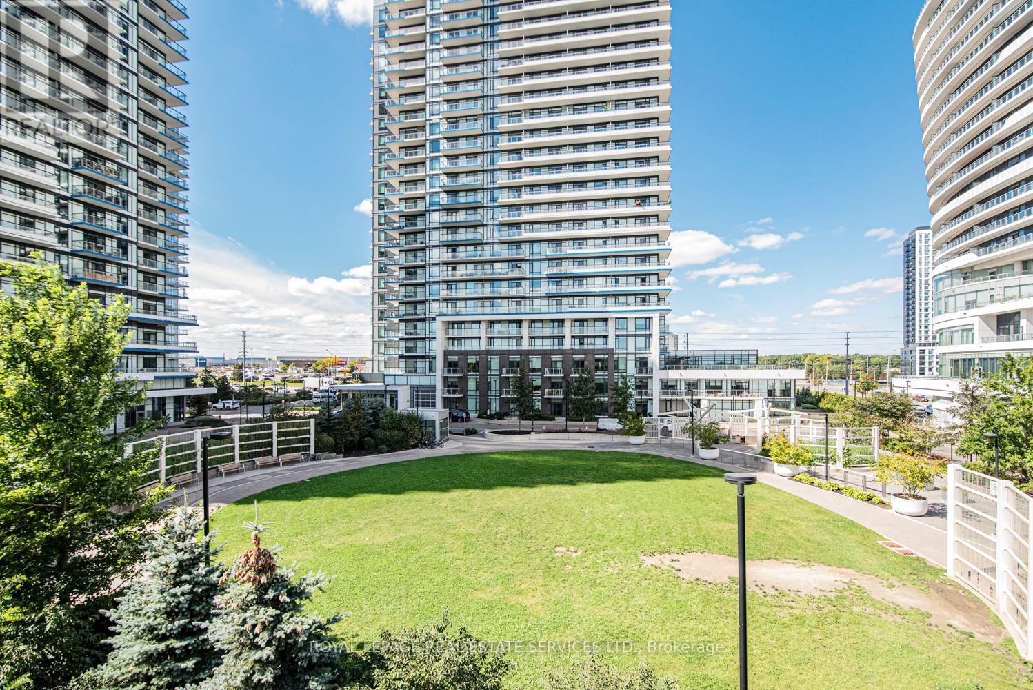 17 - 2530 Eglinton Avenue W, Mississauga, Ontario  L5M 0Z5 - Photo 1 - W13806300