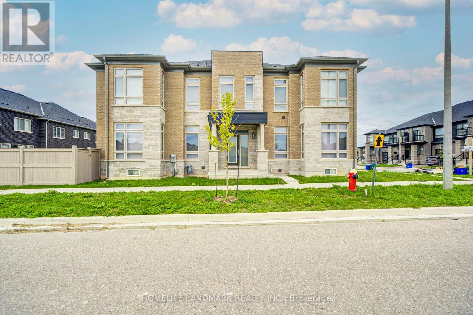 6 MACE AVENUE, Richmond Hill, Ontario