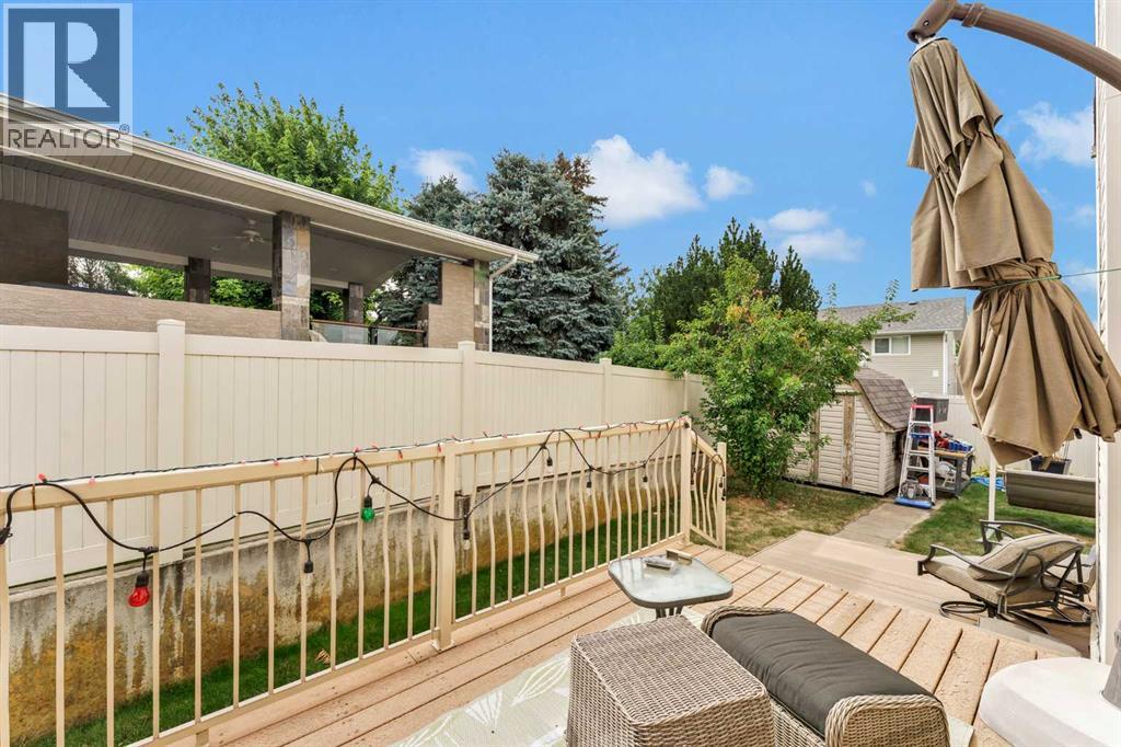 10 Redwood Place SE photo 17