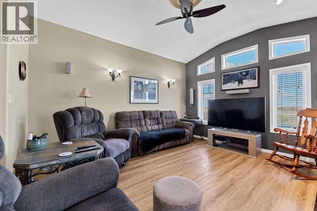 123 Terrace View Ne, Medicine Hat, Alberta  T1C 2B2 - Photo 12 - A2344302