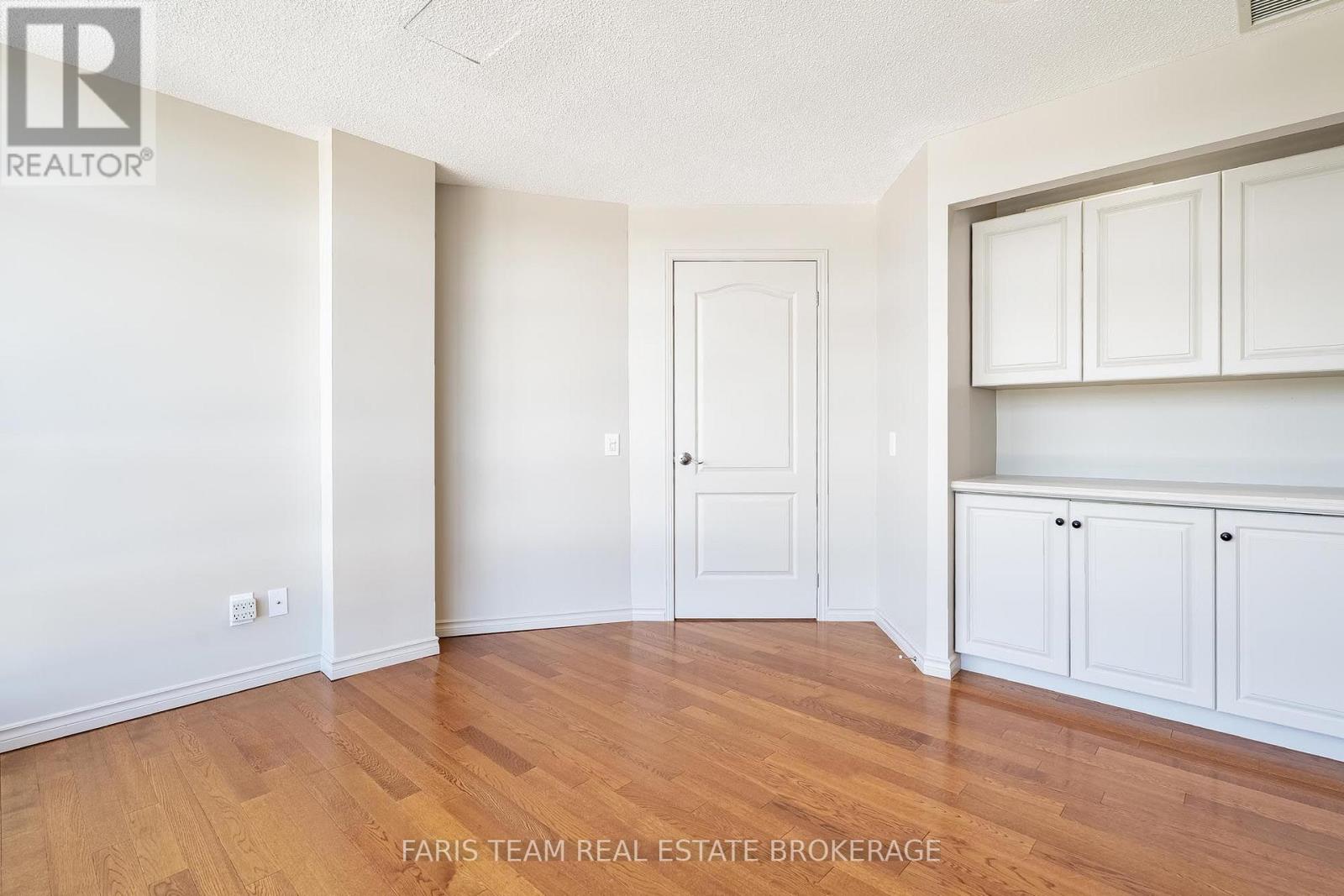 82 - 74 Ross Street, Barrie, Ontario  L4N 1G3 - Photo 20 - S13654082