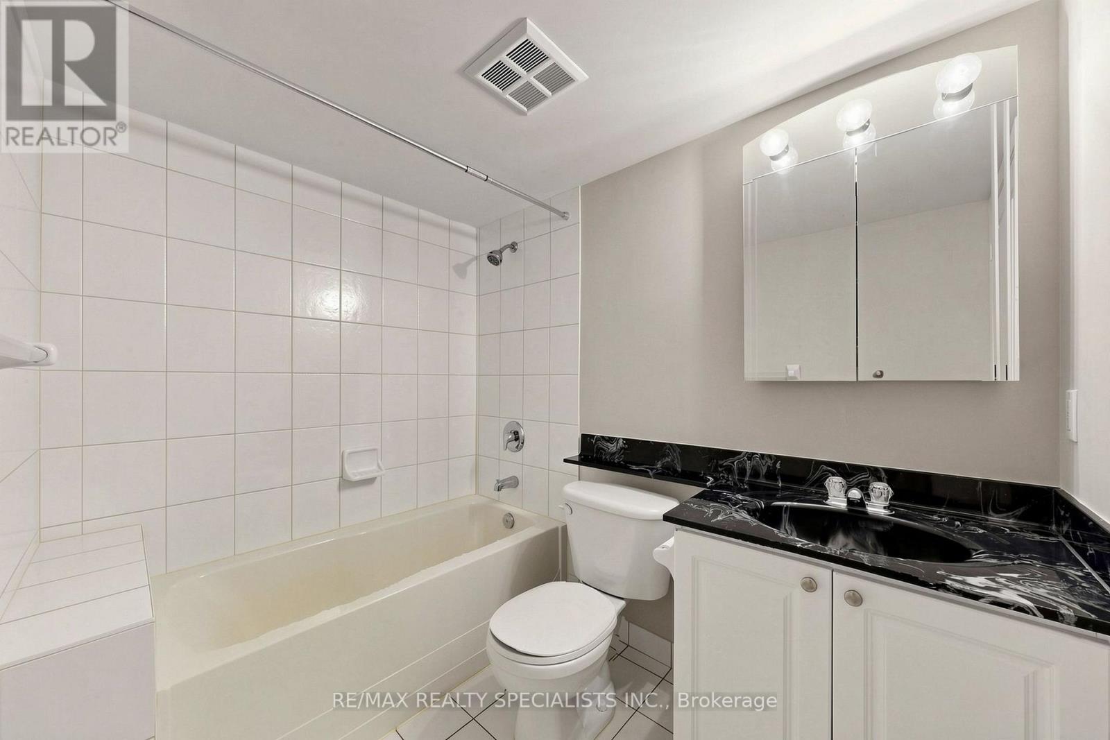 303 - 4879 Kimbermount Avenue, Mississauga, Ontario  L5M 7R8 - Photo 27 - W13635396