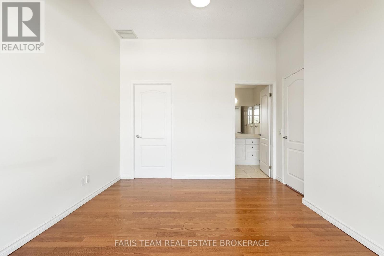 82 - 74 Ross Street, Barrie, Ontario  L4N 1G3 - Photo 17 - S13654082