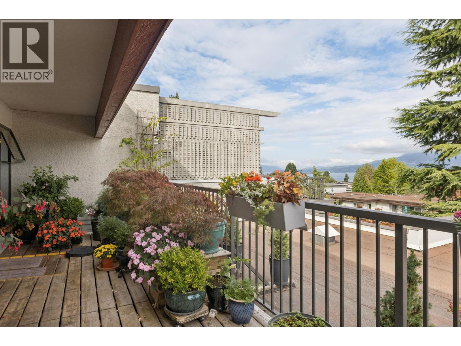 206 2120 W 2nd Avenue, Vancouver, British Columbia  V6K 1H6 - Photo 18 - R3167255