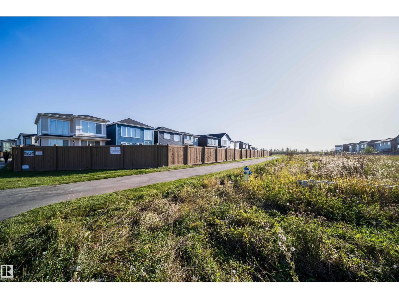 15844 25 AV SW