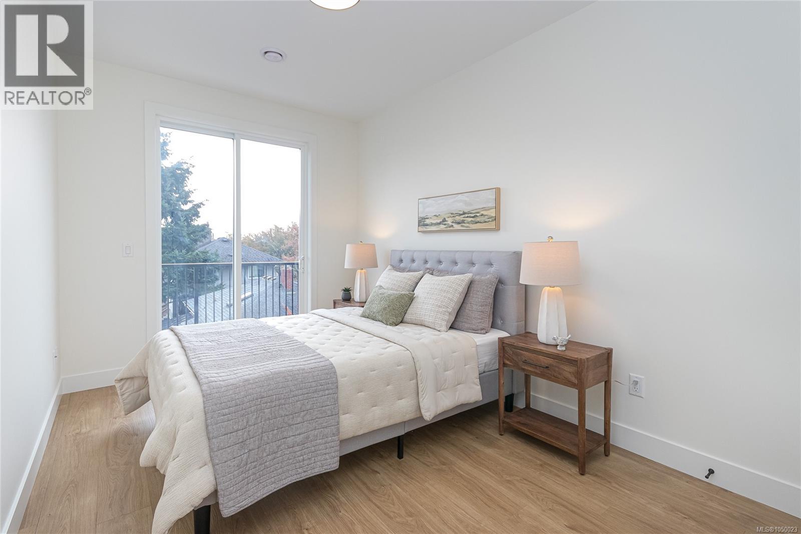B 2235 Shelbourne St, Victoria, British Columbia  V8R 4L2 - Photo 20 - 1050023