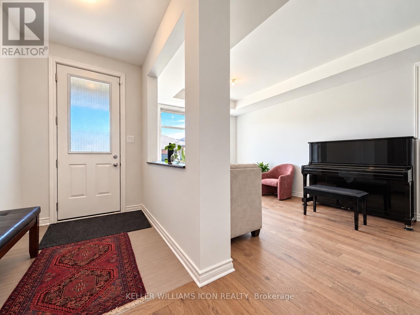 306 Memorial Grove, Ottawa, Ontario  K1X 0C8 - Photo 2 - X13805174