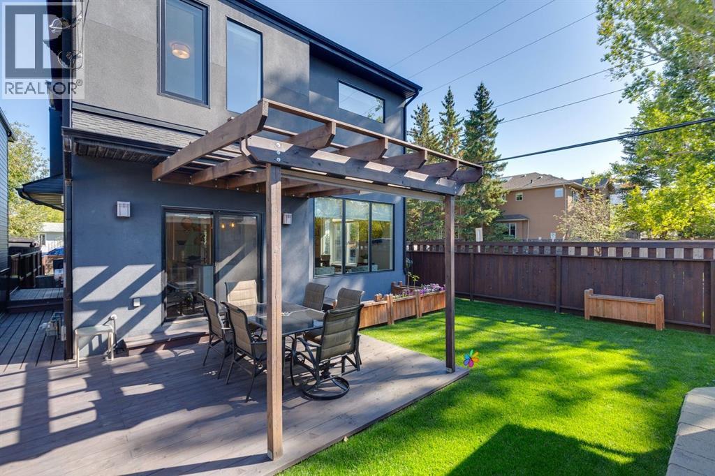 4929 21 Street SW, Calgary, Alberta T2T 5B7 - Photo 2 - A2345146