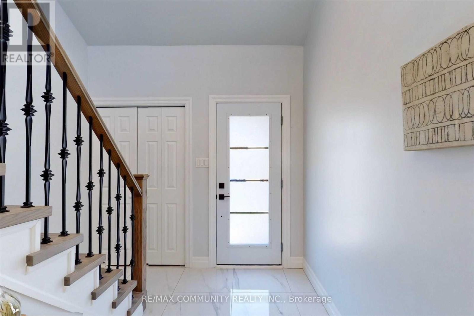 1216 Charlotte Circle, Pickering, Ontario  L1V 3P8 - Photo 11 - E13806322