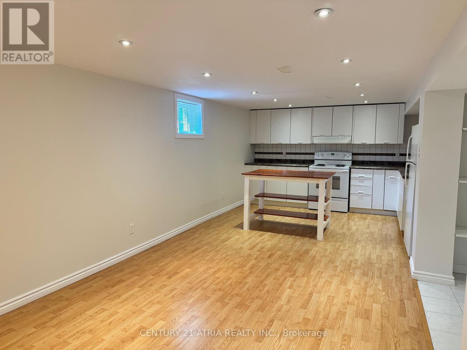 Bsmt - 28 Willowhurst Crescent, Toronto, Ontario  M1R 3R6 - Photo 3 - E13806338