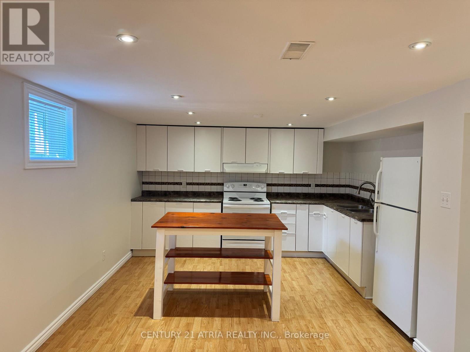 Bsmt - 28 Willowhurst Crescent, Toronto, Ontario  M1R 3R6 - Photo 4 - E13806338