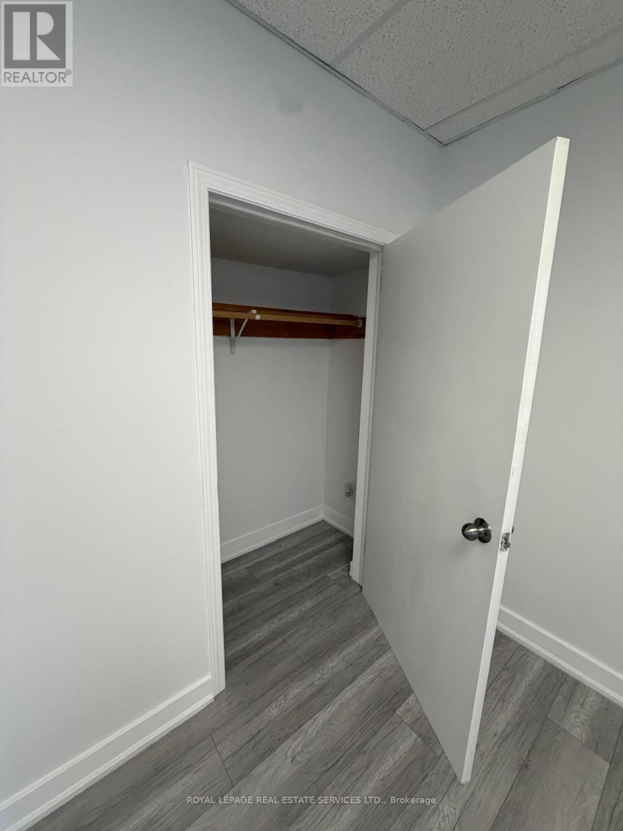 Upper - 1226 King Street W, Toronto, Ontario  M6K 1G4 - Photo 11 - W13806320