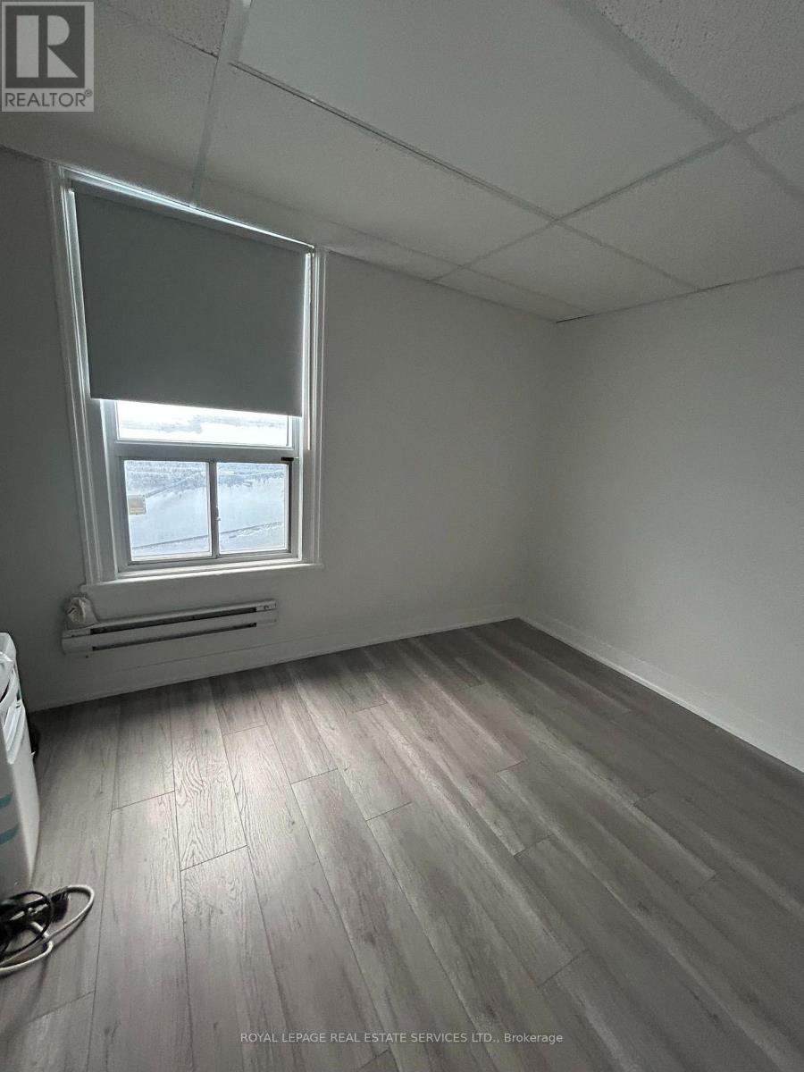 Upper - 1226 King Street W, Toronto, Ontario  M6K 1G4 - Photo 12 - W13806320