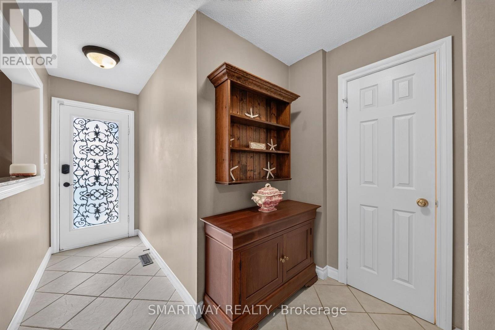 102 Rawling Crescent, Brampton, Ontario  L6Z 1N8 - Photo 15 - W13806334