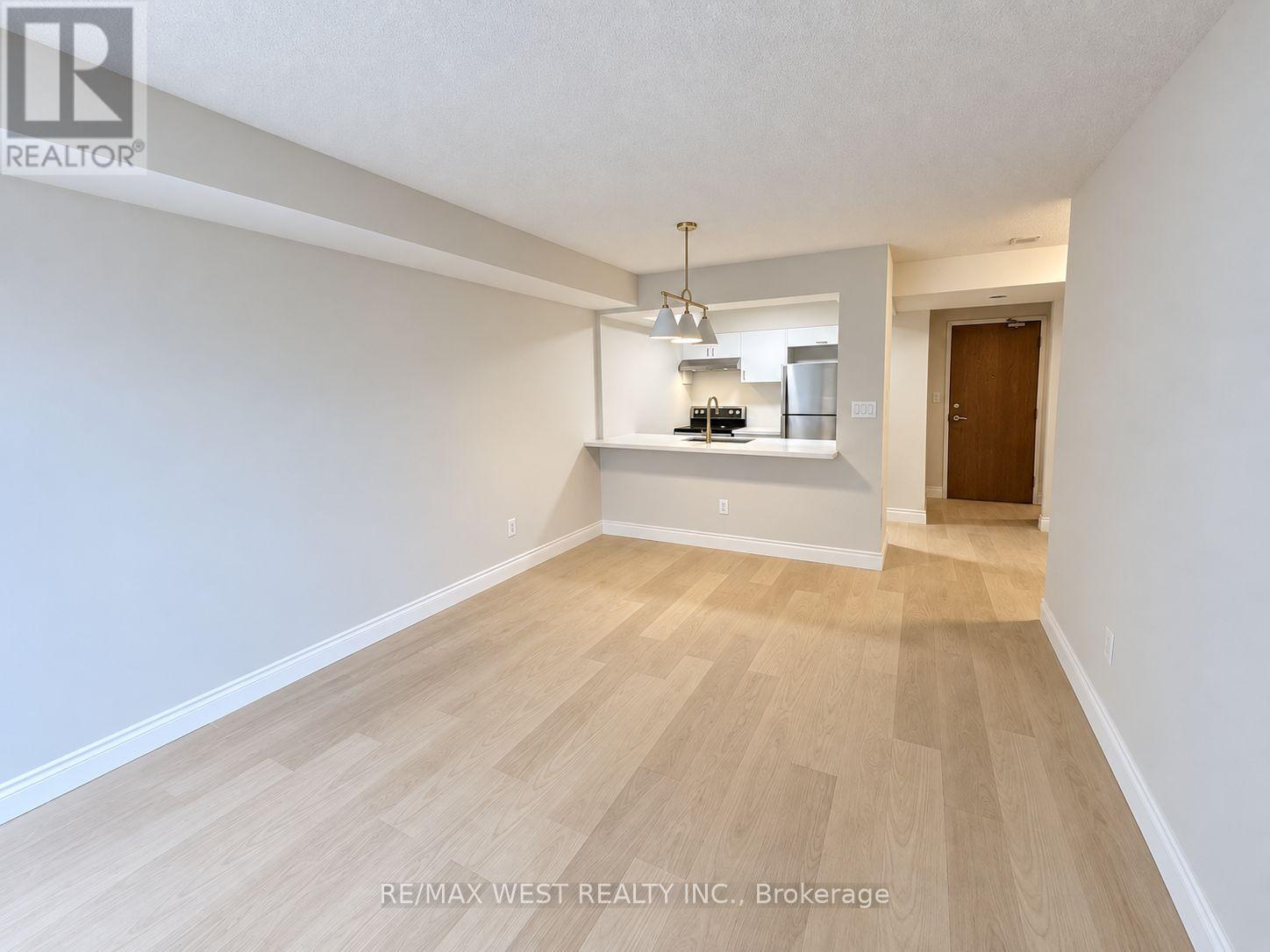 305n - 3 Hickory Tree Road, Toronto, Ontario  M9N 3W5 - Photo 5 - W13806348