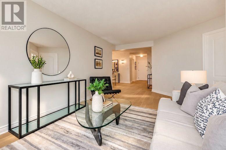 403 - 1 Ripley Avenue, Toronto, Ontario  M6S 4Z6 - Photo 15 - W13806352