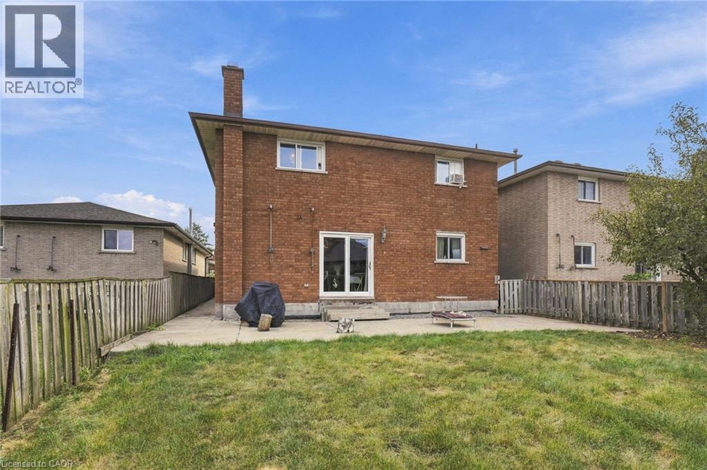 42 Lasila Court, Hamilton, Ontario  L9C 7B6 - Photo 46 - 40864763