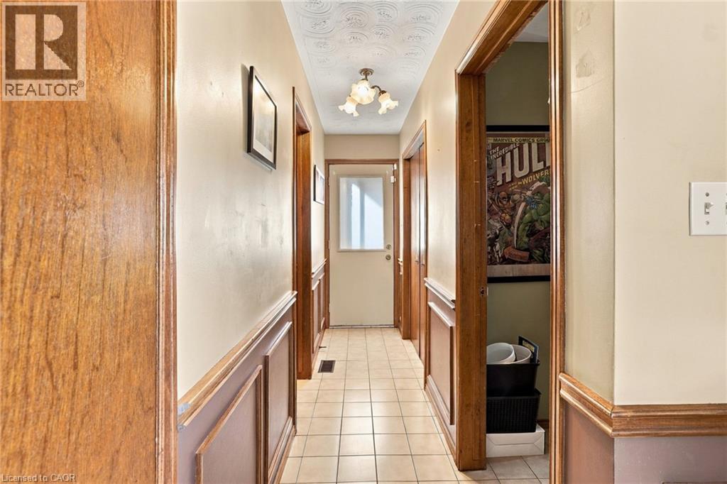 42 Lasila Court, Hamilton, Ontario  L9C 7B6 - Photo 18 - 40864763