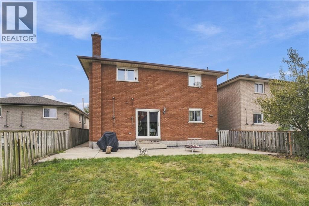 42 Lasila Court, Hamilton, Ontario  L9C 7B6 - Photo 49 - 40864763