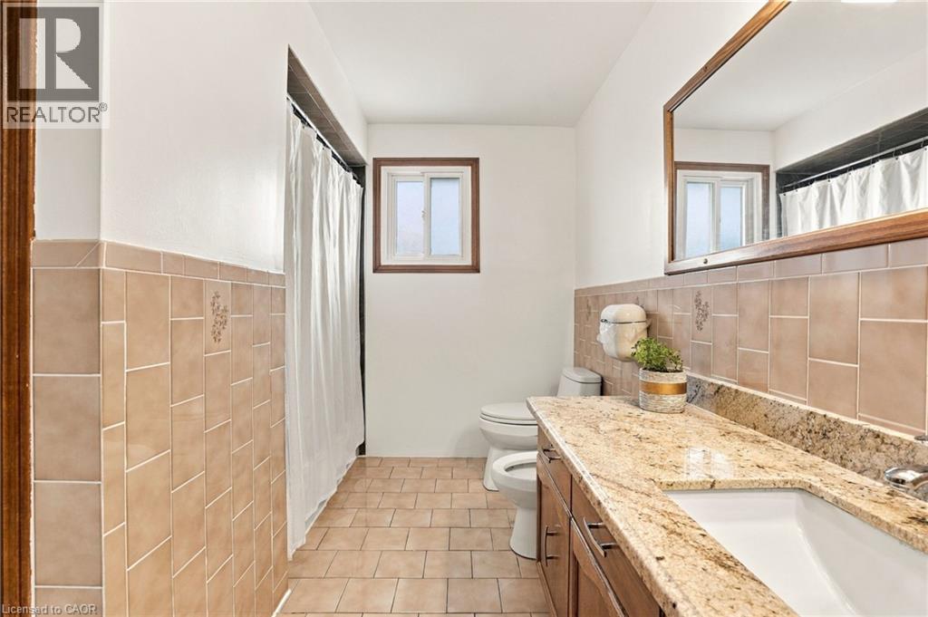 42 Lasila Court, Hamilton, Ontario  L9C 7B6 - Photo 30 - 40864763