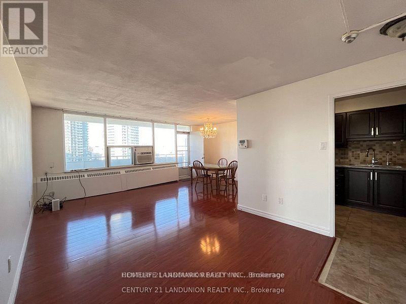 1702 - 10 Parkway Forest Drive, Toronto, Ontario  M2J 1L3 - Photo 2 - C13806364