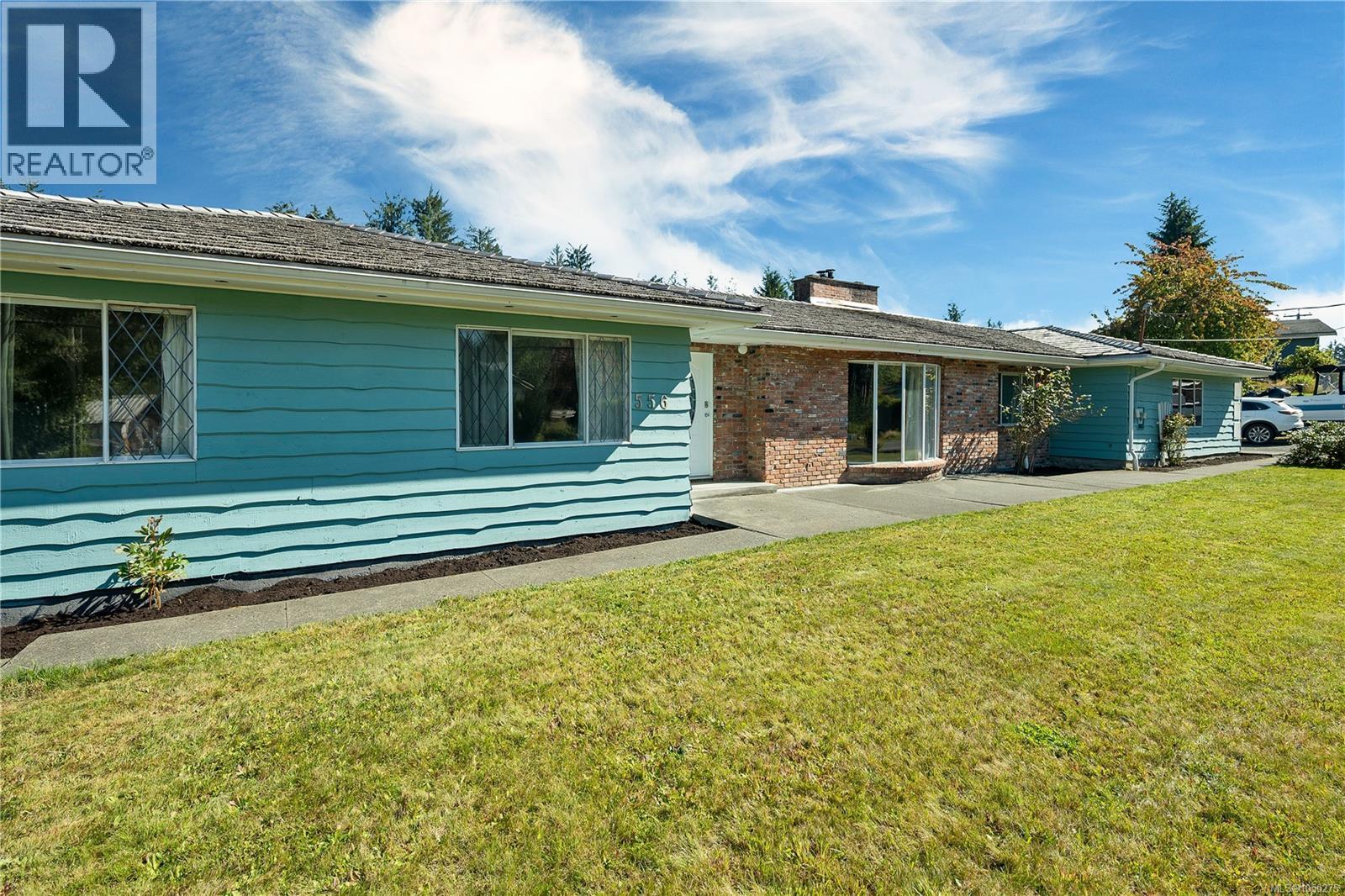 556 Coal Harbour Rd, Port Hardy, British Columbia  V0N 1K0 - Photo 1 - 1050275
