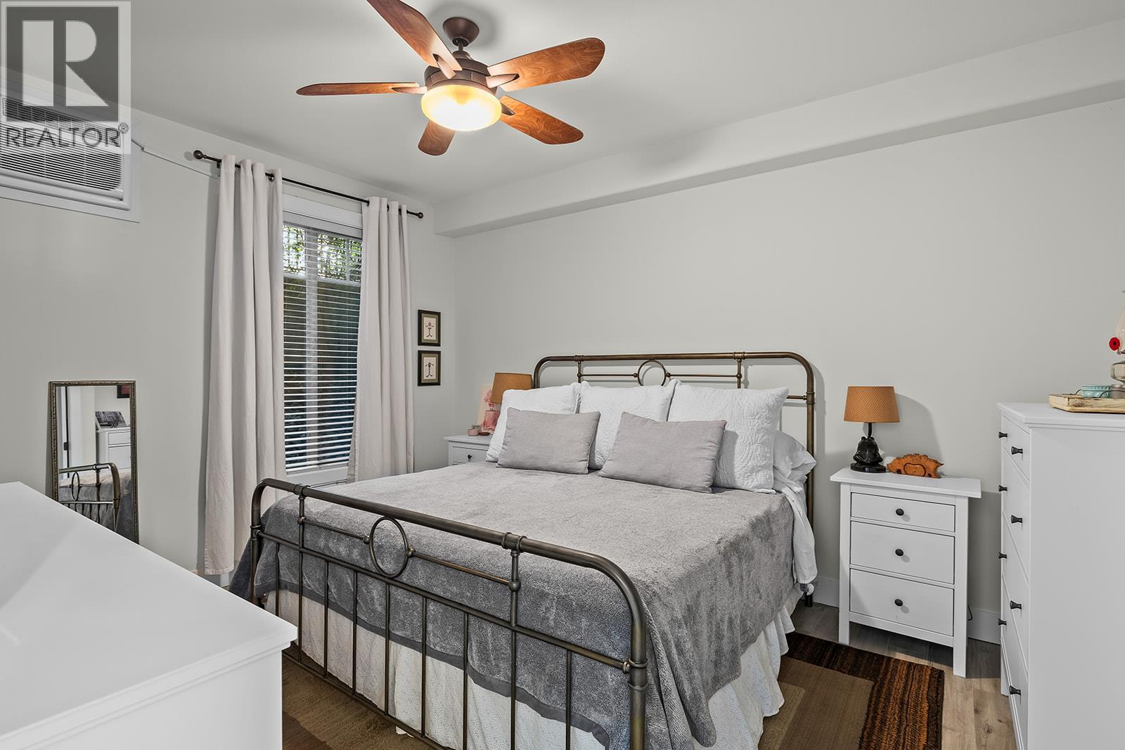 4350 Ponderosa Drive Unit# 105 photo 16