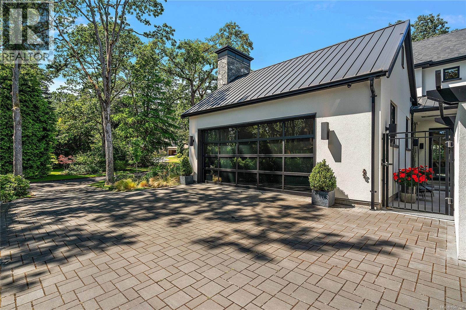 3395 Weald Rd S, Oak Bay, British Columbia  V8R 6E4 - Photo 16 - 1047808