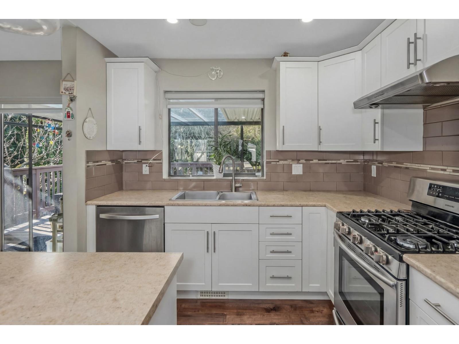 1981 158a Street, Surrey, British Columbia  V4A 7M3 - Photo 15 - R3166348