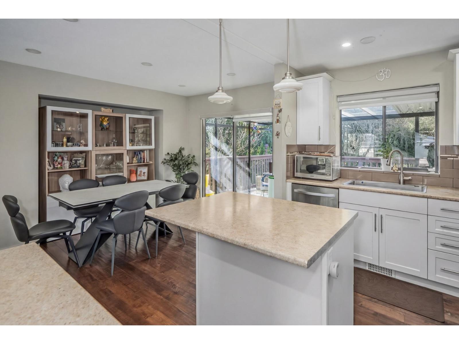 1981 158a Street, Surrey, British Columbia  V4A 7M3 - Photo 14 - R3166348