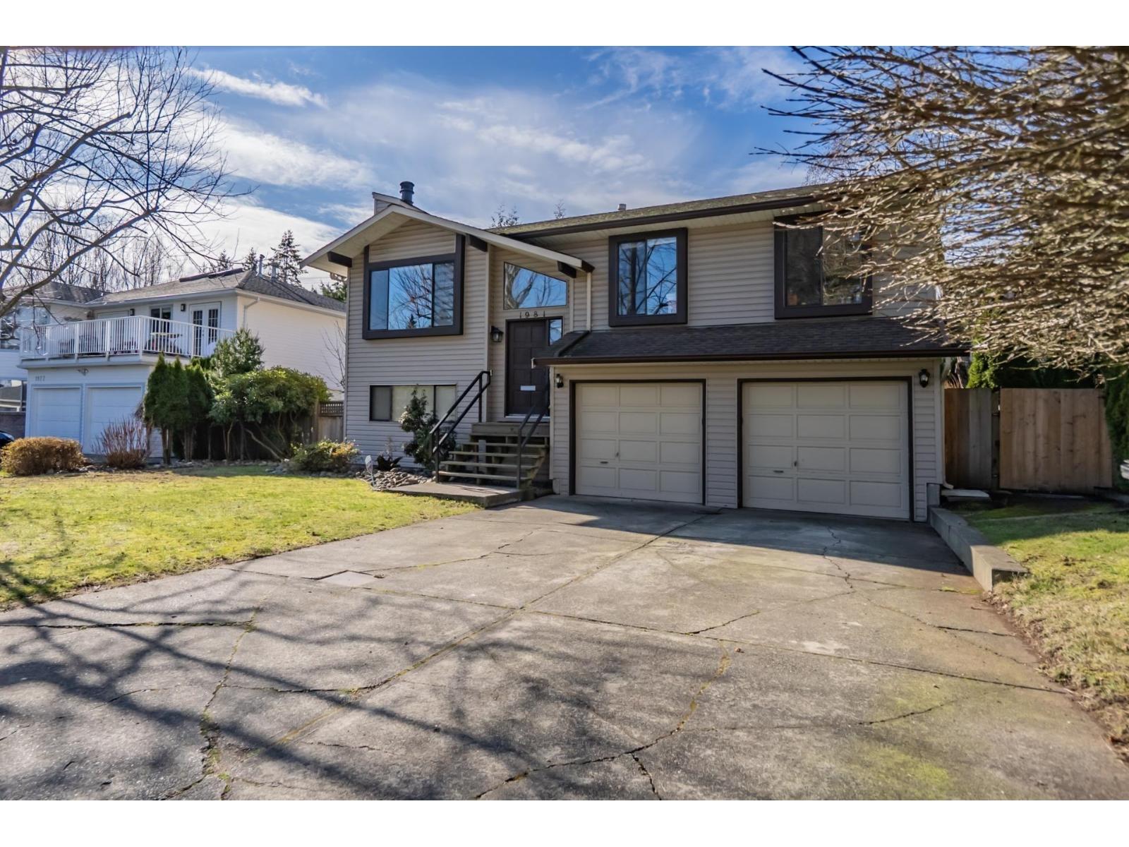 1981 158a Street, Surrey, British Columbia  V4A 7M3 - Photo 3 - R3166348